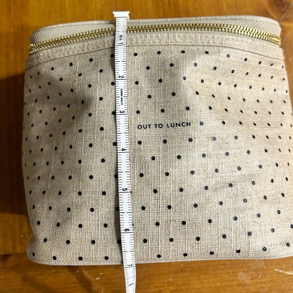 Kate Spade  New York lunch tote  ( out To lunch ) - Picture 6 of 11